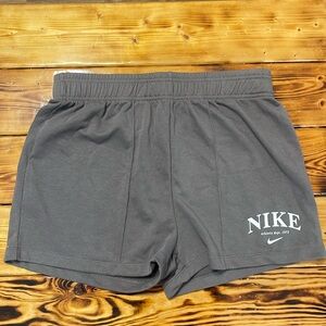 Women’s Nike Shorts. XL